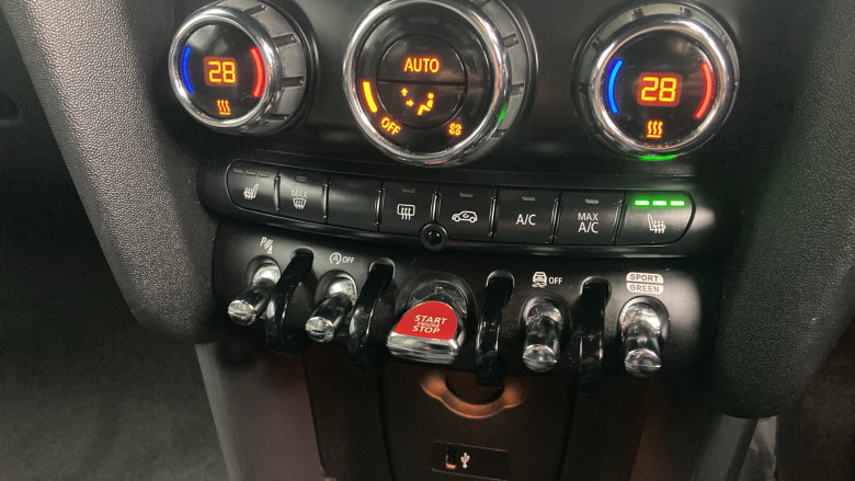 MINI Hatchback 1.5 Cooper Sport II 5dr Auto Petrol Hatchback